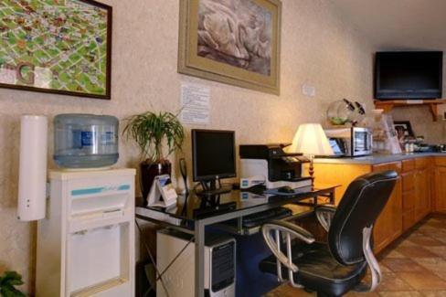 Edinburg Executive Inn Extérieur photo