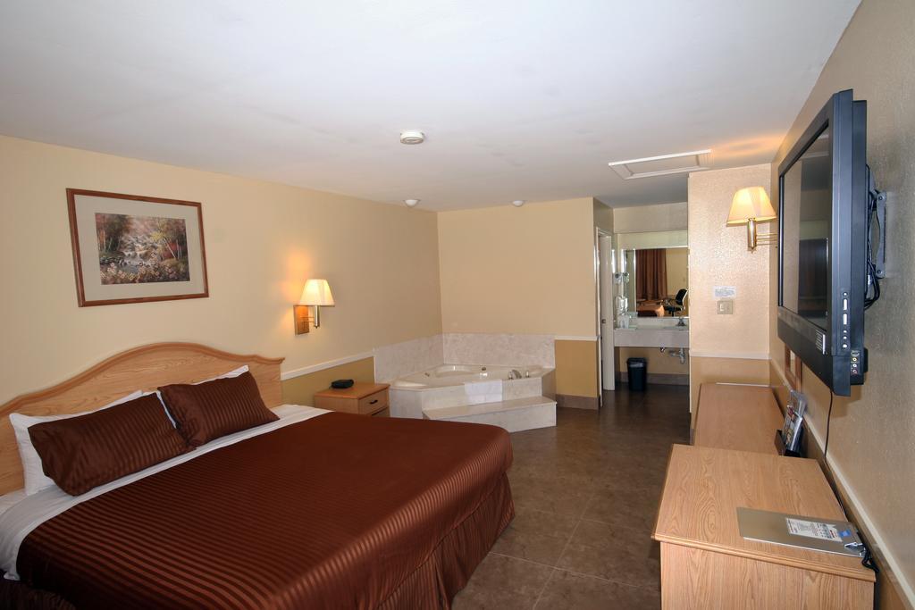 Edinburg Executive Inn Extérieur photo