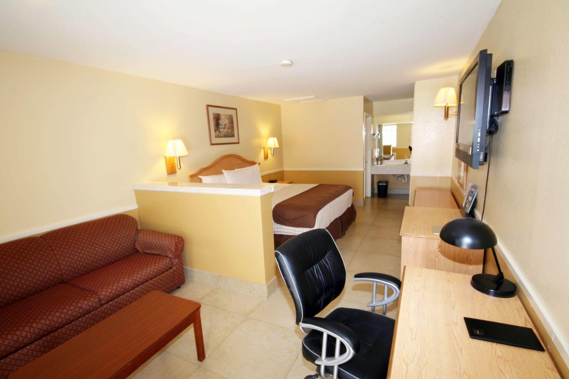 Edinburg Executive Inn Extérieur photo